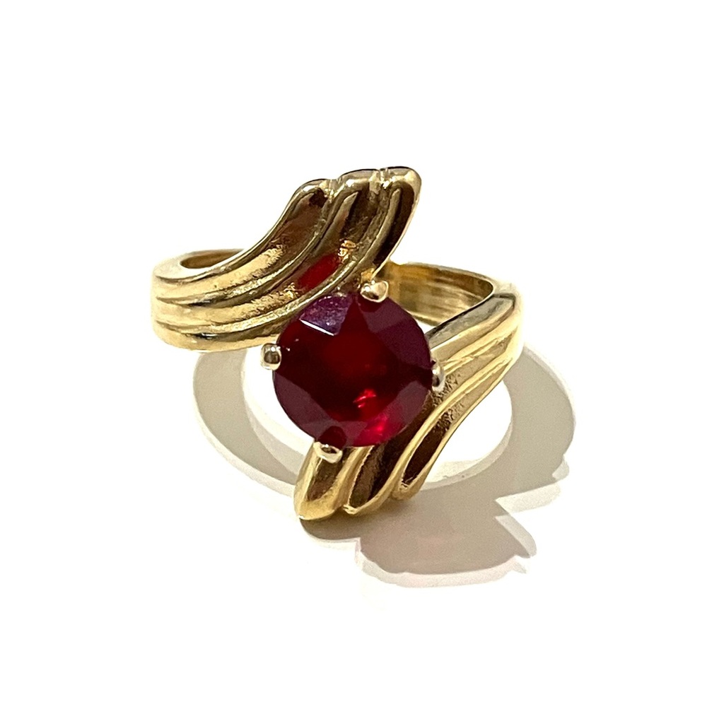 18KT GE Red Stone Gold Plated Bypass Ring